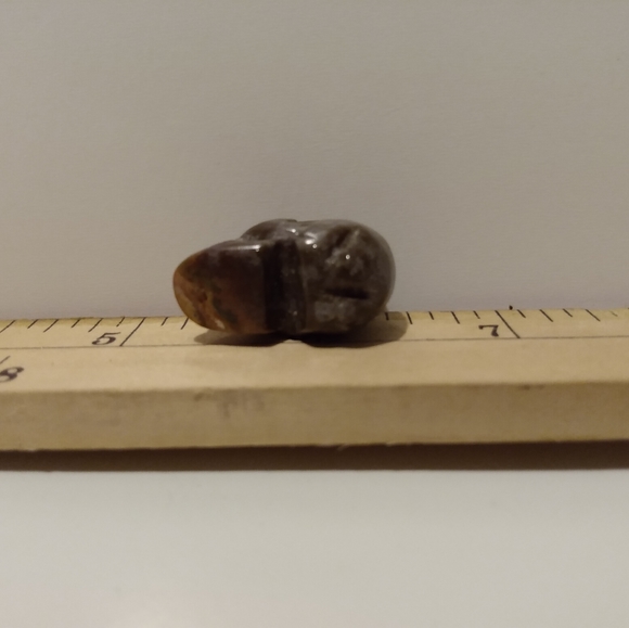 Skull carved in Ocean Jasper 12.2g - Picture 4 of 9